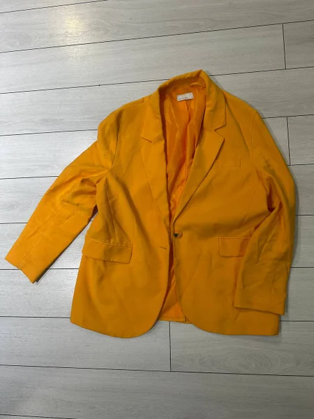 Оранжевый пиджак Sela M — trench coat, sweatshirt