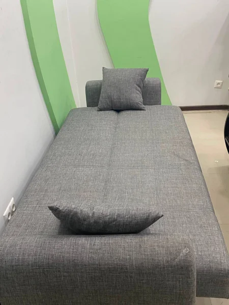 Диван — studio couch, wool