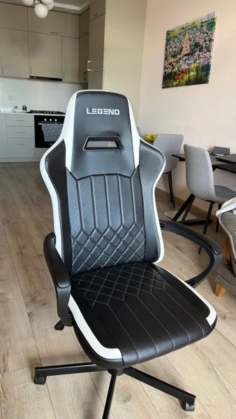 Парикмахерское кресло — barber chair