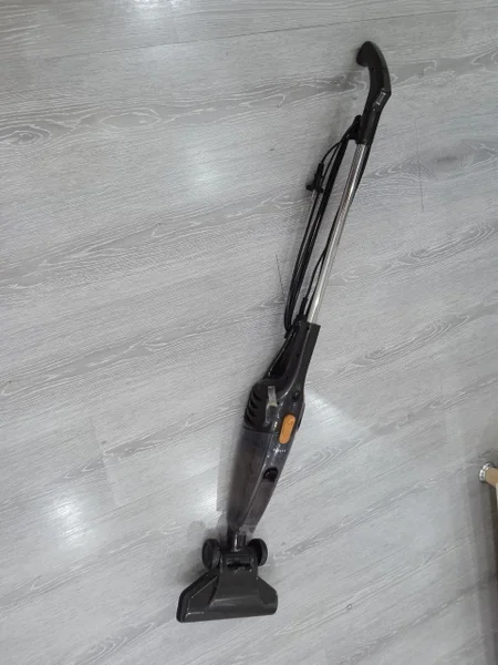 Пылесос проводной вертикальный б.у — rifle, vacuum