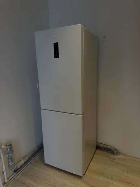 Холодильник 170 см — refrigerator, file