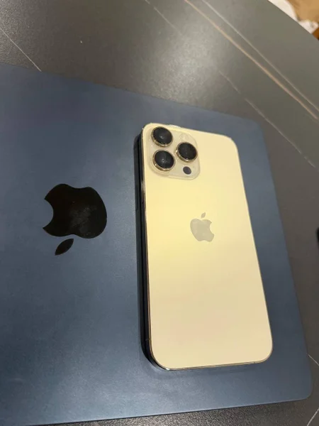 iPhone 14 Pro Max 256 Gb — iPod, remote control