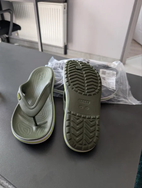 Сланцы Crocs, размер 11 — clog, running shoe, sandal