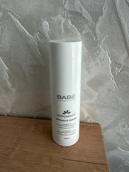 Увлажняющая сыворотка против пигментации Babe Depigment+ — lotion, hair spray