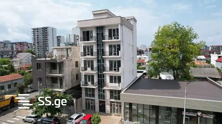 8-комнатная квартира Продаётся