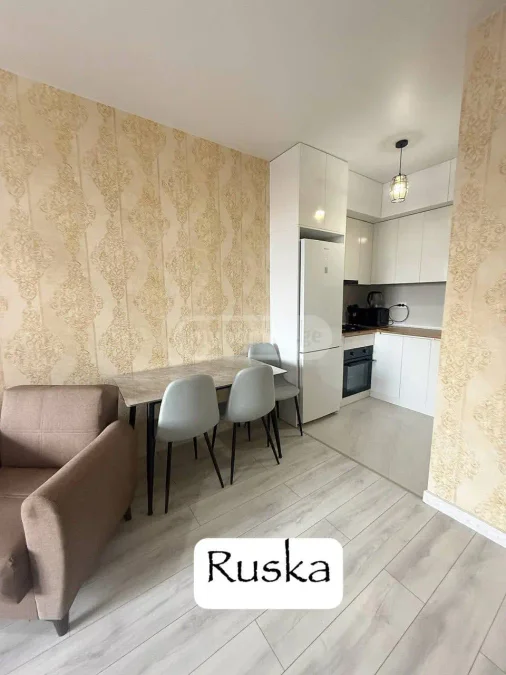 1+1 на Black Sea Towers ჟ. შარტავას ქ. 16 ხიმშიაშვილის უბანი