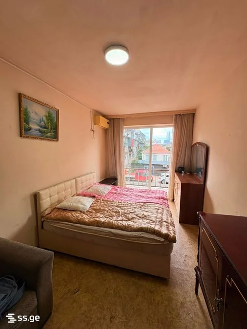 1+1 на Bagrationis Shes. 113 Bagrationi District