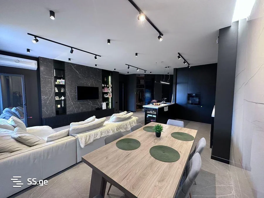 3 room Flat For Sale. Vake