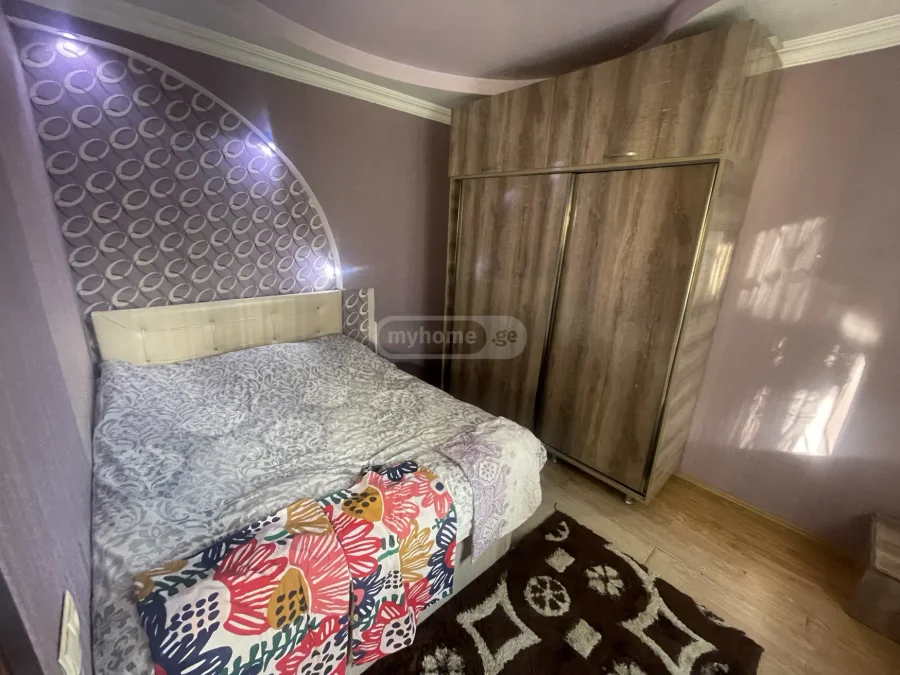 2-комнатная квартира в районе Старого Батуми