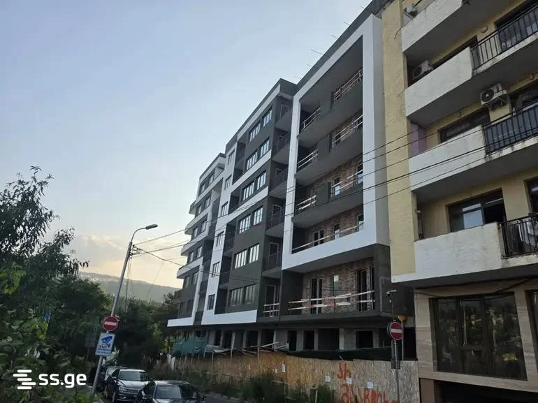 3-комнатная квартира в Сабуртало