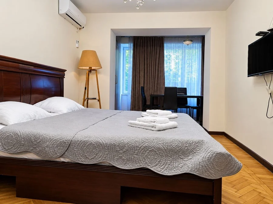 Собственные квартиры посуточно, Сабуртало