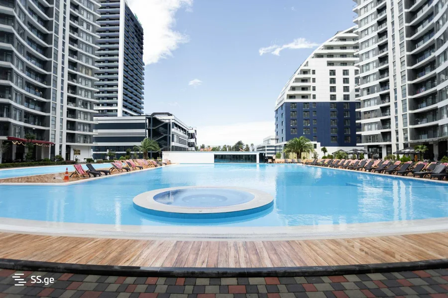 1+1 на White Sails Улица Леха и Марии Качиньских 5 Airport District