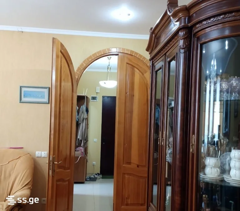 6-комнатная квартира. Варкетили