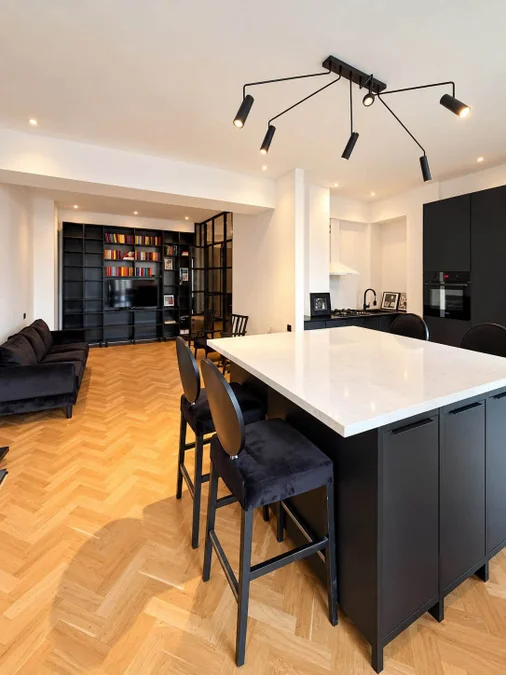 3-комнатная квартира, 118.6 м², в ЖК VIVA Zhvania, Ваке, Тбилиси