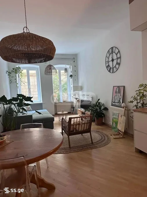 2 room Flat For Rent. Mtatsminda