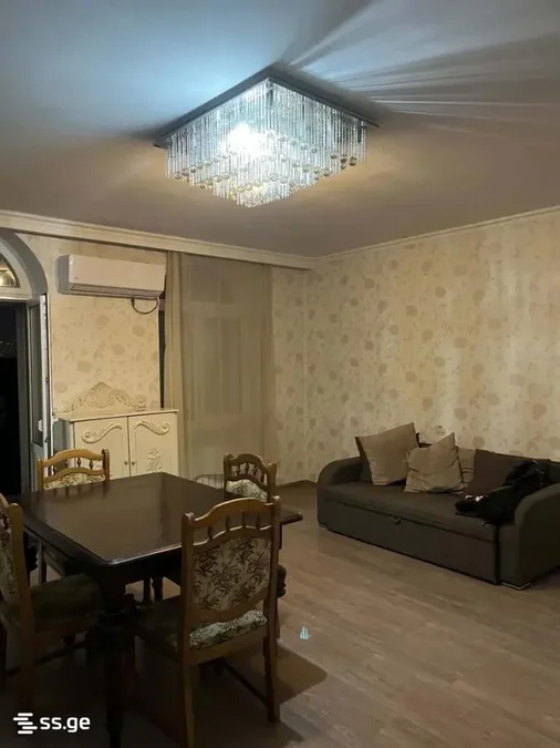 4 room Flat for rent. Avlabari