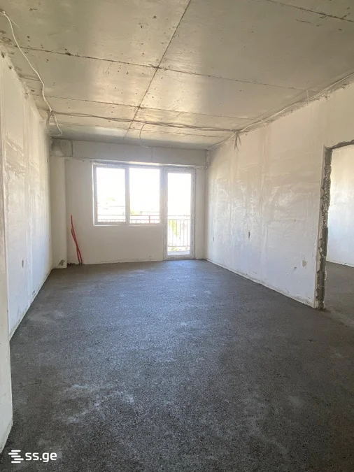 2 room Flat For Sale. Isani