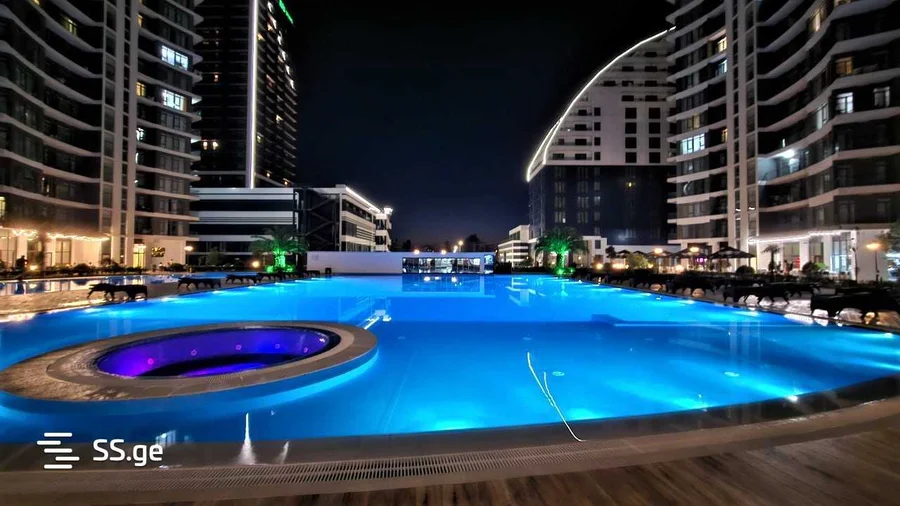 1+1 на White Sails ლეხ და მარია კაჩინსკების ქუჩა 5 Airport District