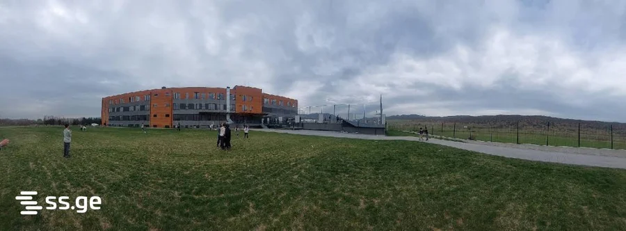 Земельный участок 1110 кв.м на плато Нуцубидзе / Лиси