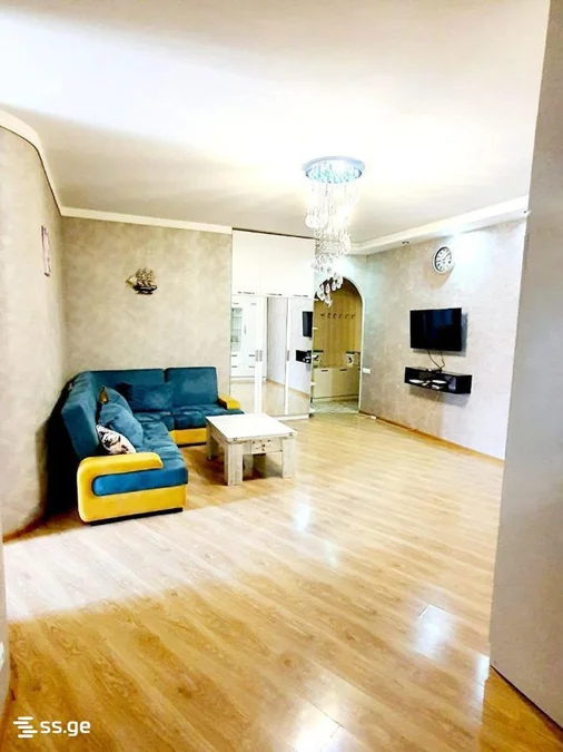 3-комнатная квартира в Тбилиси