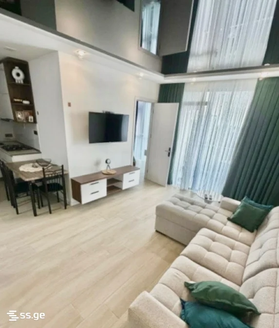 3-комнатная квартира, 80 кв.м, 2 спальни, $850