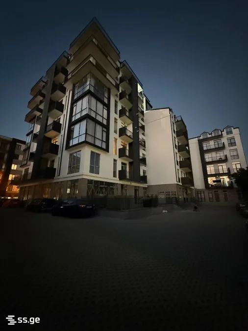 3-комнатная квартира в Тбилиси