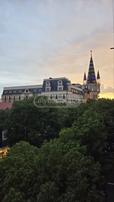 3-комнатная квартира в районе Старого Батуми