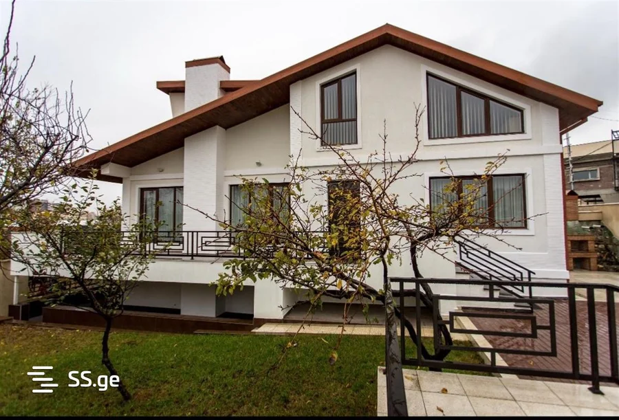 7 room Private House For Rent. Digomi