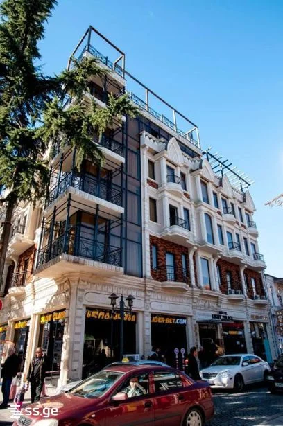 Commercial space For Rent