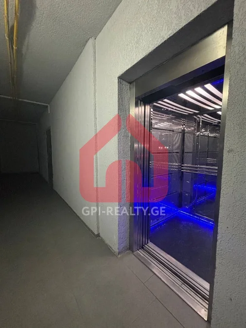 2-bedroom в чёрном каркасе