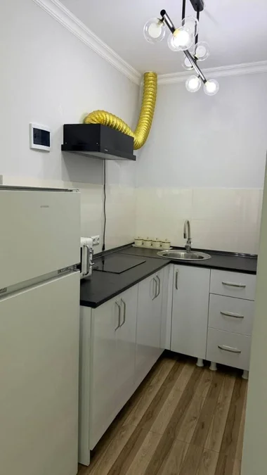 Квартиру $400