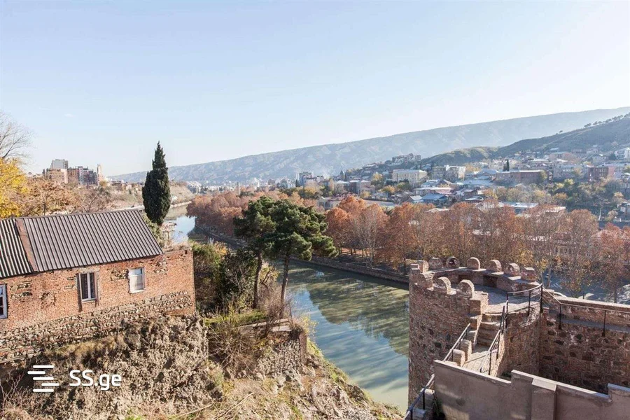 5 room Private House For Sale. Avlabari