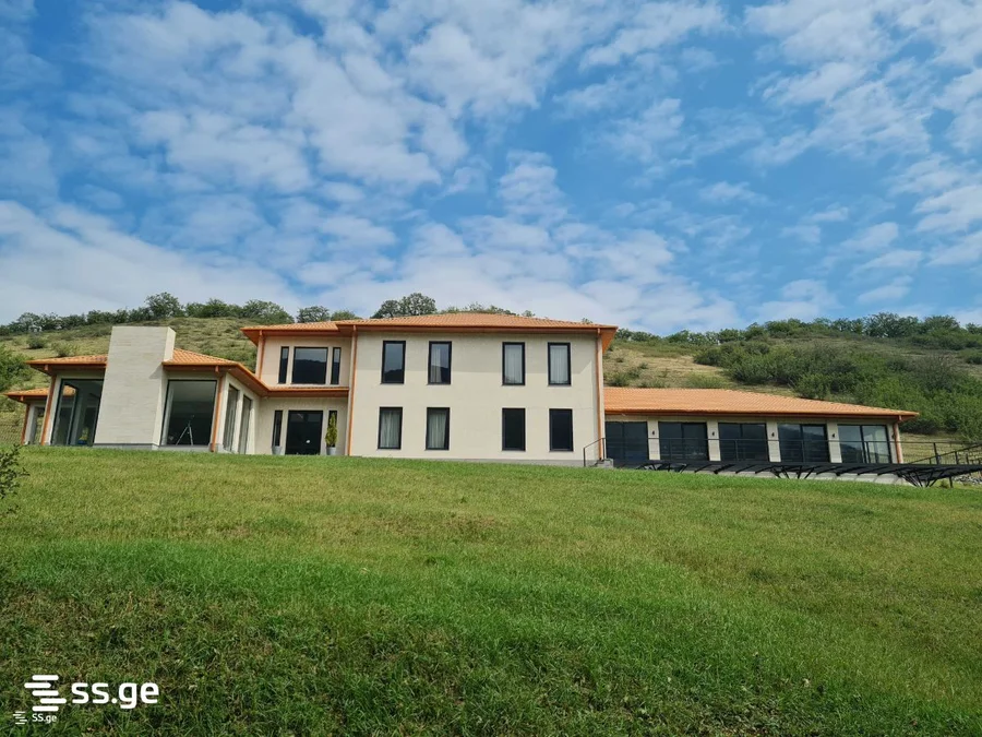 8 room Private House For Rent. Lisi lake