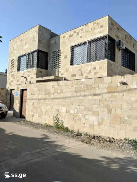 6 room Office For Rent. Digomi