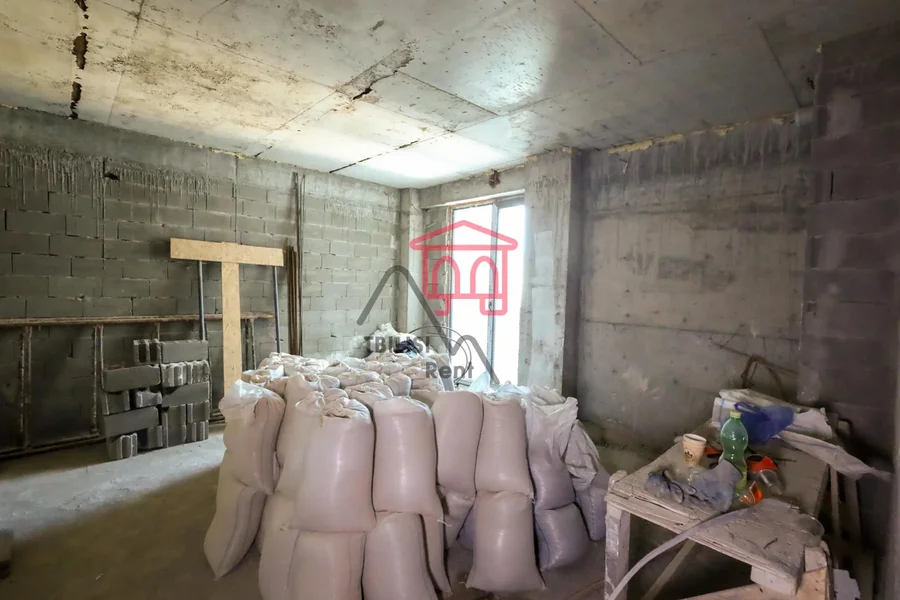 5-комнатная квартира, 130 м² в Ваке, $280000