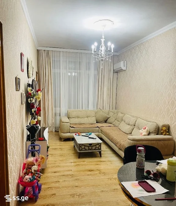 Коммерческое помещение на gmiri kursantebi st. . Gldani
