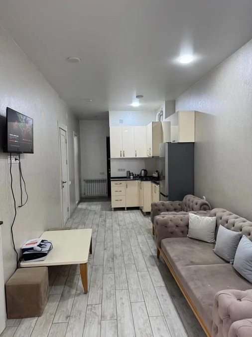 2 спальни, центральное, парк 6 мая, $700