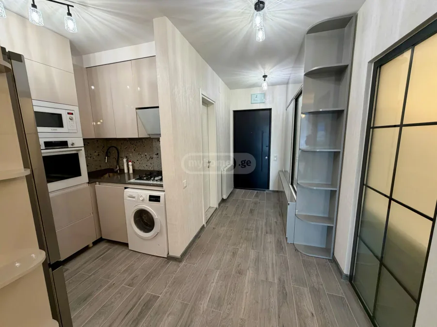 Долгосрочная аренда 3-комнатной квартиры в Rustaveli District