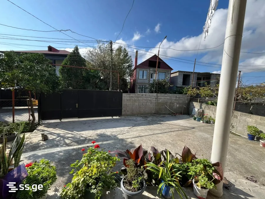 2-комнатный частный дом в районе аэропорта