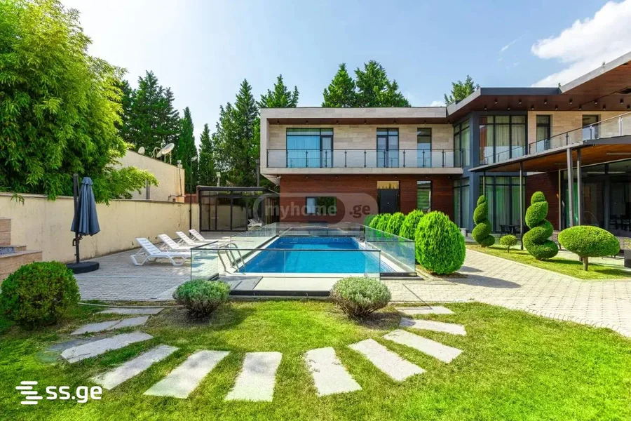 7 room Private House For Rent. Digomi