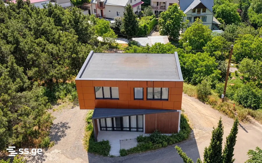 Коммерческое здание/офис 210 кв.м в Багеби, $400,000