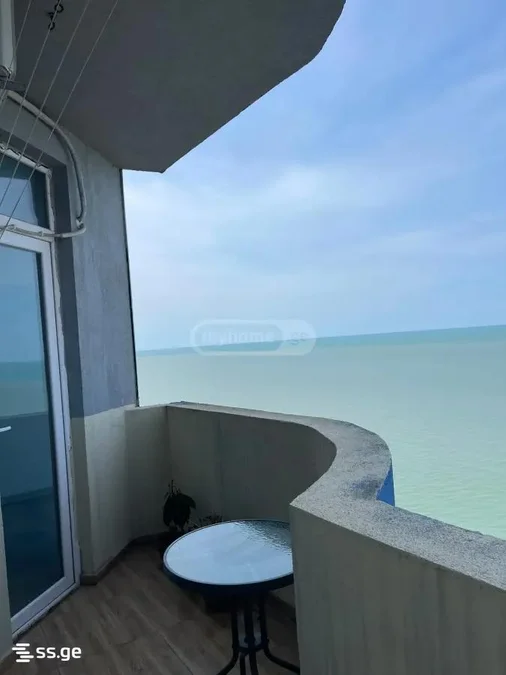1+1 на Horizons Batumi ხიმშიაშვილის ქ. 49 Khimshiashvili District