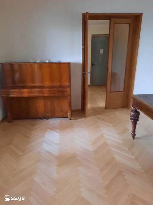 4-комнатная квартира Продаётся. Глдани