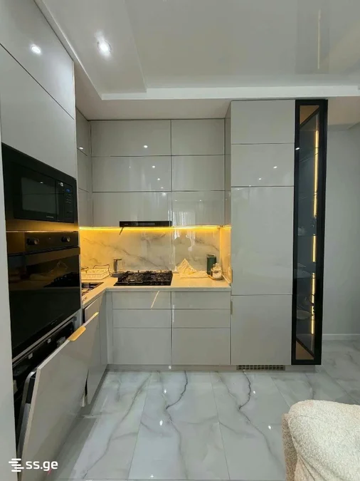 1+1 на შერიფ ხიმშიაშვილის გამზირი 45 Khimshiashvili District