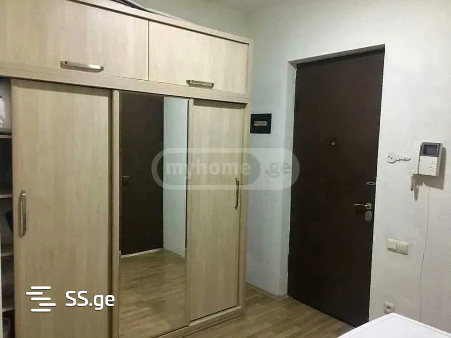 2 room Flat For Rent. Sololaki