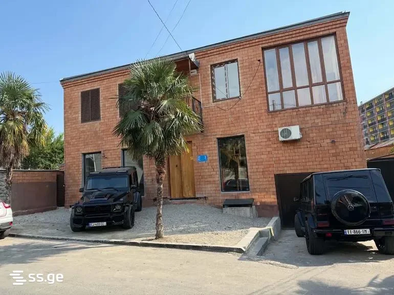 Комната в частном доме. Надзаладеви