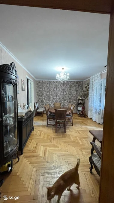 4-комнатная квартира Продаётся. Глдани