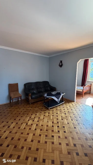 1+1 на David Agmashenebeli Street 7 Agmashenebeli District