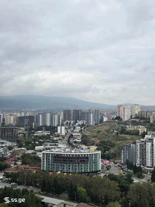 4-комнатная квартира Продаётся. Глдани
