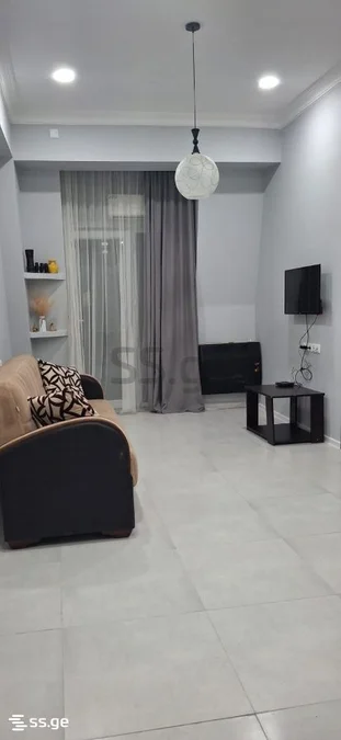 1+1 на улица Давида Агмашенебели 56 Agmashenebeli District
